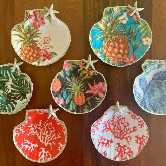 Scallop Shell Jewelry Keeper - Vintage Pineapple - Picture 3 of 3